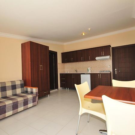 מרמריס Ozturk Apart Hotel מראה חיצוני תמונה