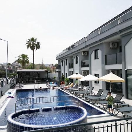 מרמריס Ozturk Apart Hotel מראה חיצוני תמונה