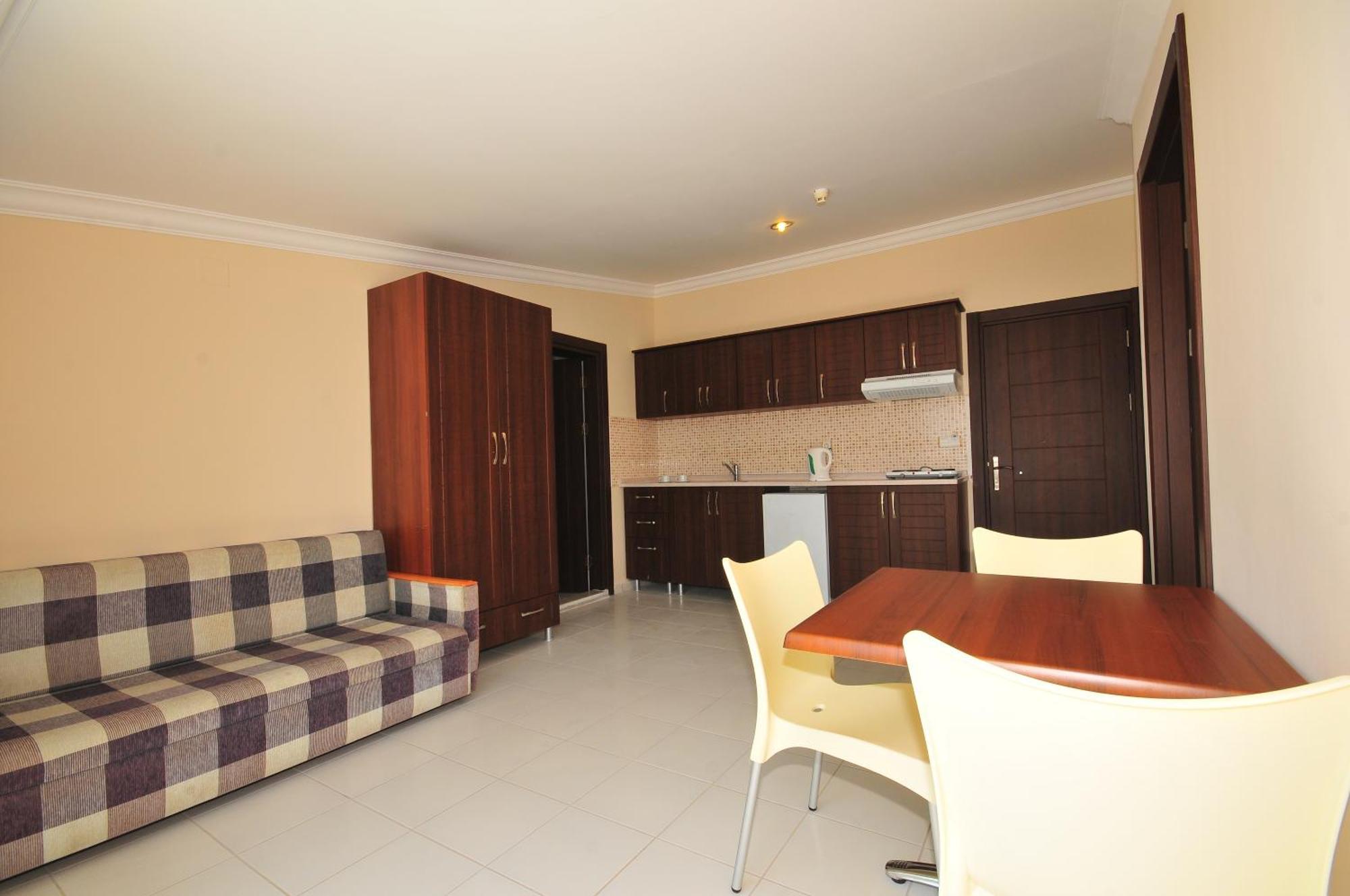 מרמריס Ozturk Apart Hotel מראה חיצוני תמונה